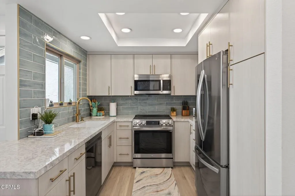 2947 Harbor Boulevard, Oxnard, California 93035 home-pic-11